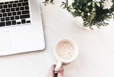 英超+西甲双免费，新赛季50√44！今晚9成信心私推0元购！英超：利物浦vs曼联！